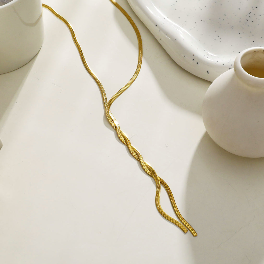 GILMA Intertwined Lariat Chain Necklace